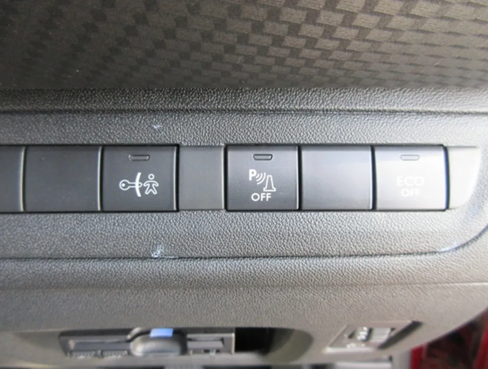 PEUGEOT 2008 CROSSCITY - PRG Motors Ltd