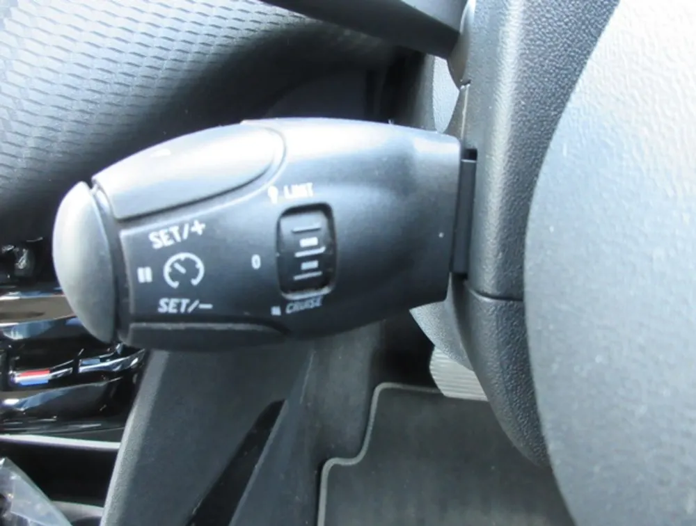 PEUGEOT 2008 CROSSCITY - PRG Motors Ltd