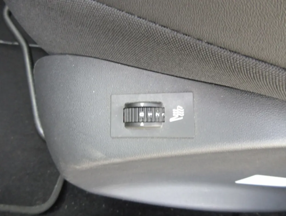 PEUGEOT 2008 CROSSCITY - PRG Motors Ltd