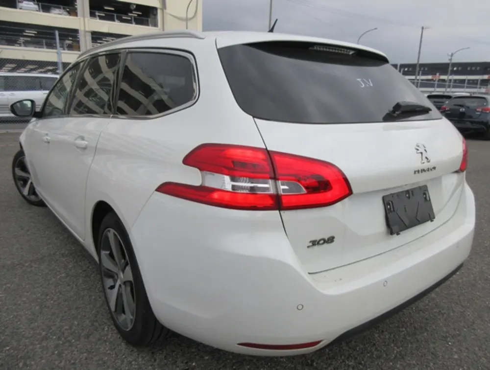 PEUGEOT 308 S/WAGON MOONROOF - PRG Motors Ltd