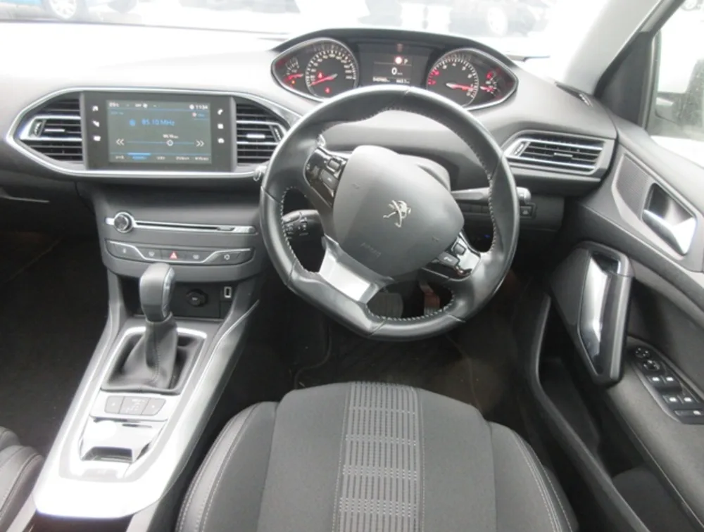PEUGEOT 308 S/WAGON MOONROOF - PRG Motors Ltd