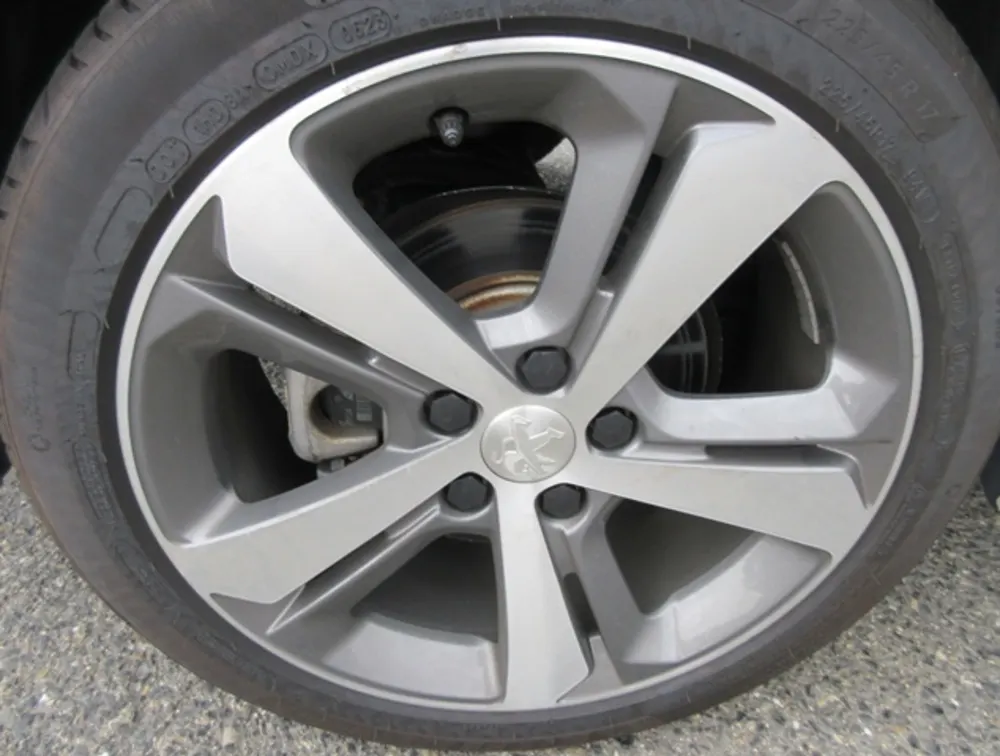 PEUGEOT 308 S/WAGON MOONROOF - PRG Motors Ltd