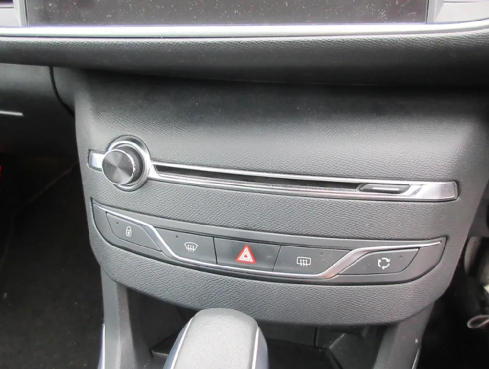 PEUGEOT 308 S/WAGON MOONROOF - PRG Motors Ltd