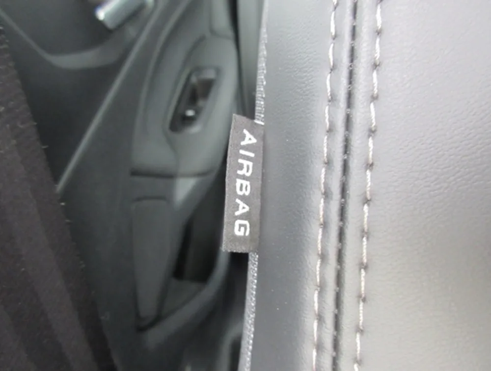 PEUGEOT 308 S/WAGON MOONROOF - PRG Motors Ltd