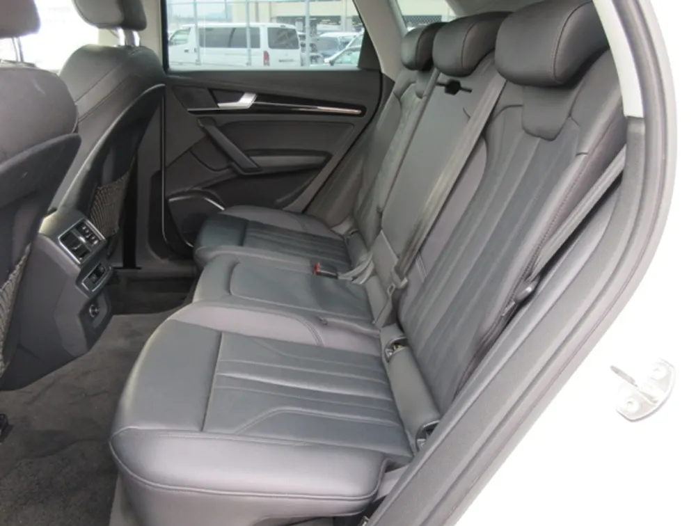 AUDI Q5 - PRG Motors Ltd