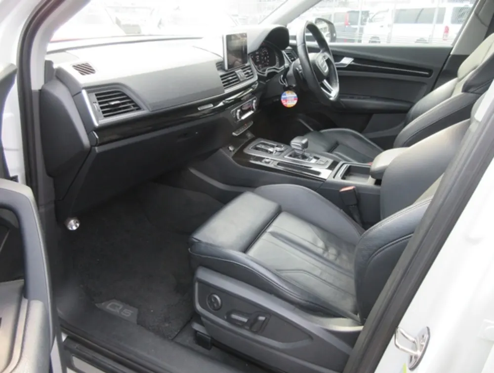 AUDI Q5 - PRG Motors Ltd