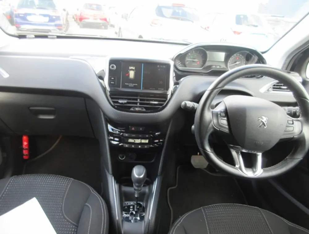 PEUGEOT 208 ALLURE - PRG Motors Ltd