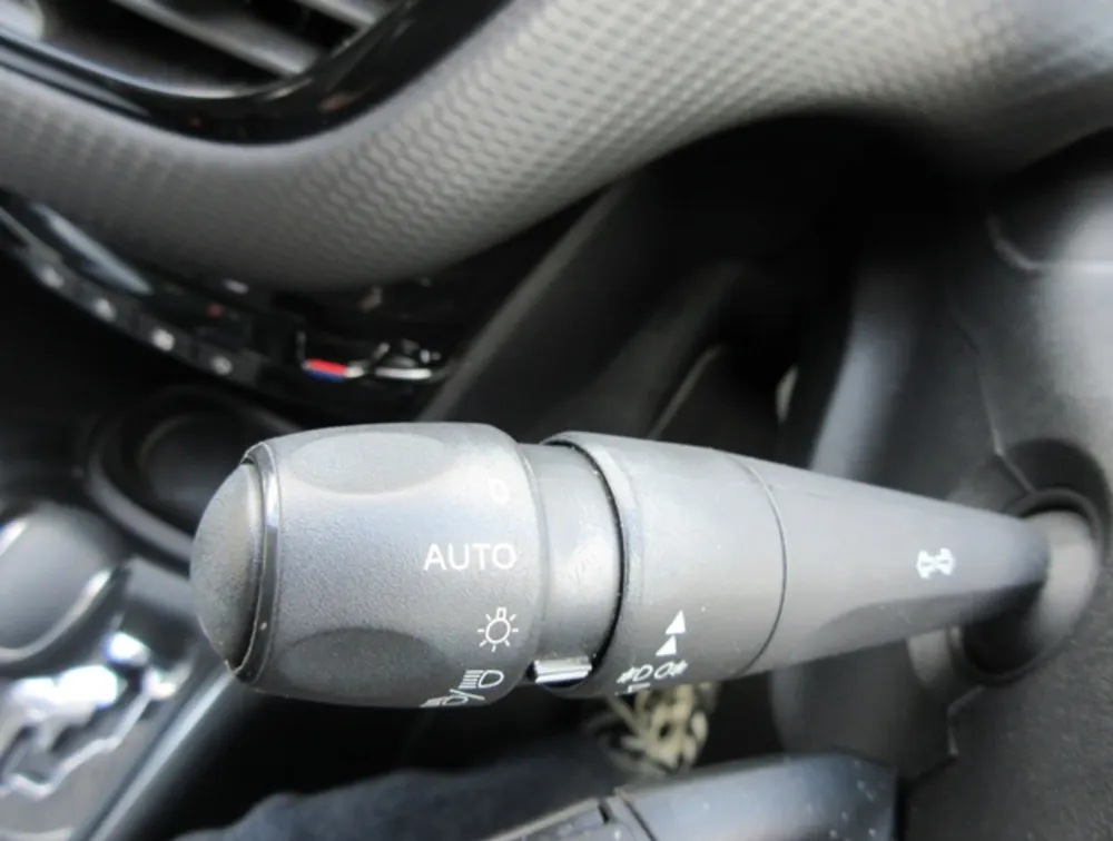 PEUGEOT 208 ALLURE - PRG Motors Ltd