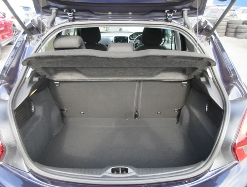 PEUGEOT 208 ALLURE - PRG Motors Ltd