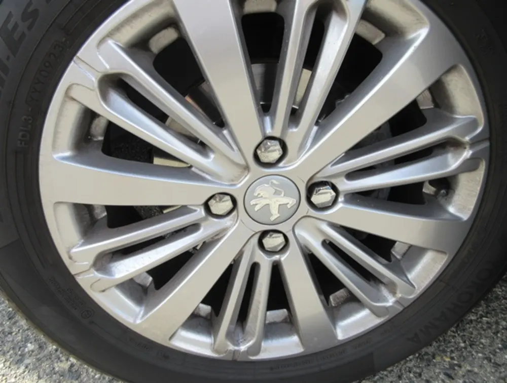 PEUGEOT 208 ALLURE - PRG Motors Ltd
