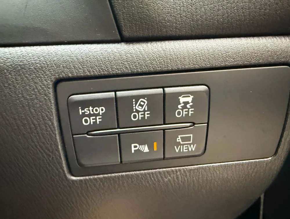 MAZDA AXELA SEDAN PROACTIVE - PRG Motors Ltd