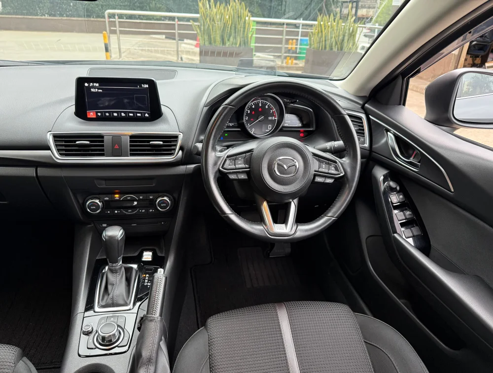 MAZDA AXELA SEDAN PROACTIVE - PRG Motors Ltd