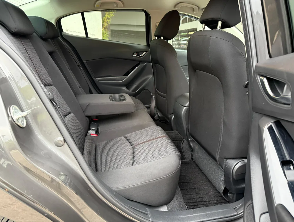 MAZDA AXELA SEDAN PROACTIVE - PRG Motors Ltd