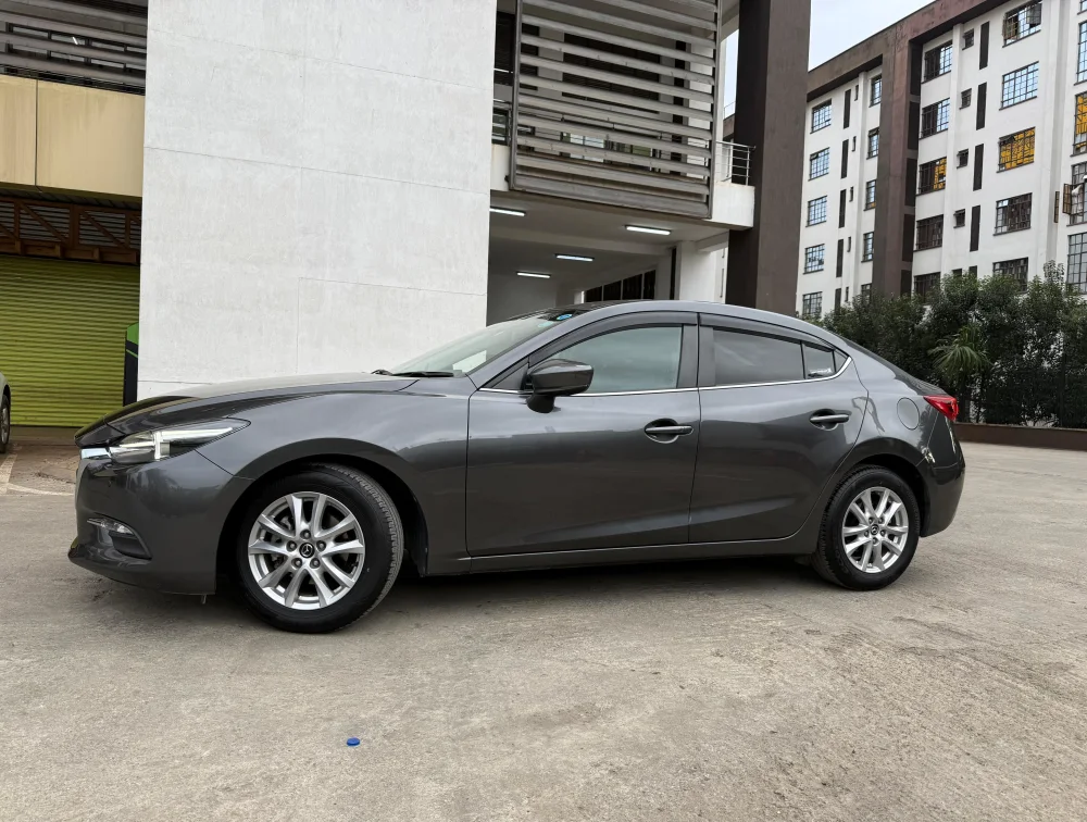 MAZDA AXELA SEDAN PROACTIVE - PRG Motors Ltd