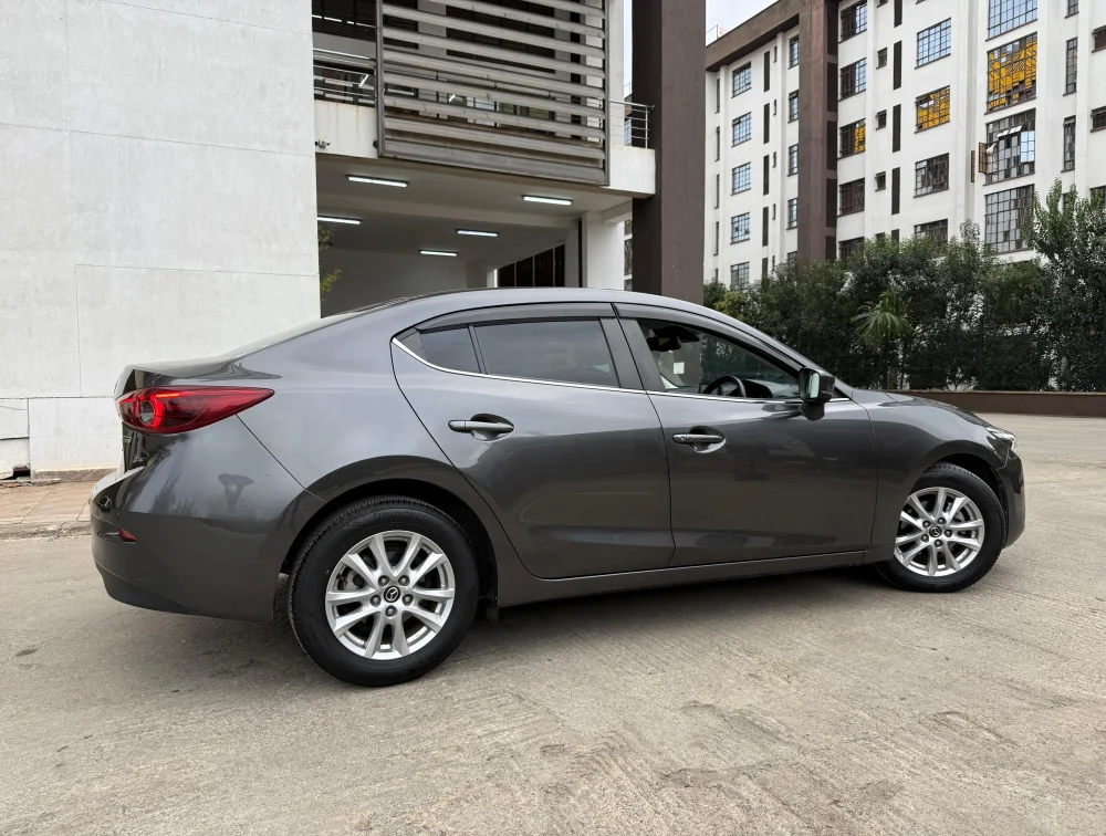 MAZDA AXELA SEDAN PROACTIVE - PRG Motors Ltd