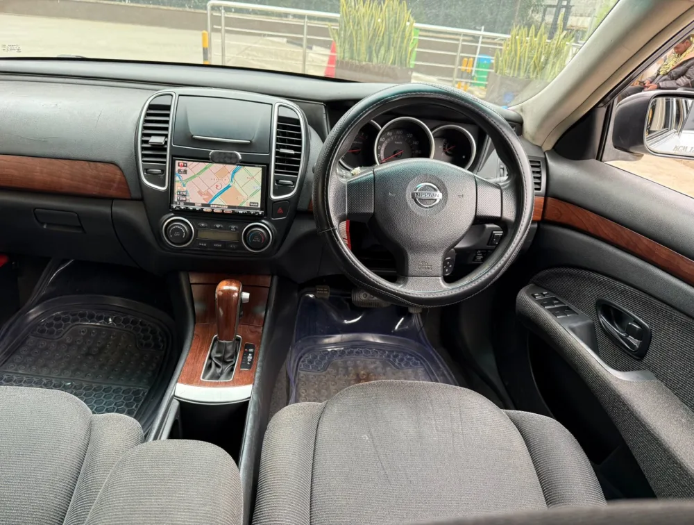 NISSAN BLUEBIRD SLYPHY - PRG Motors Ltd