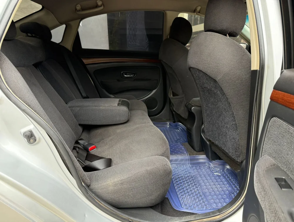 NISSAN BLUEBIRD SLYPHY - PRG Motors Ltd