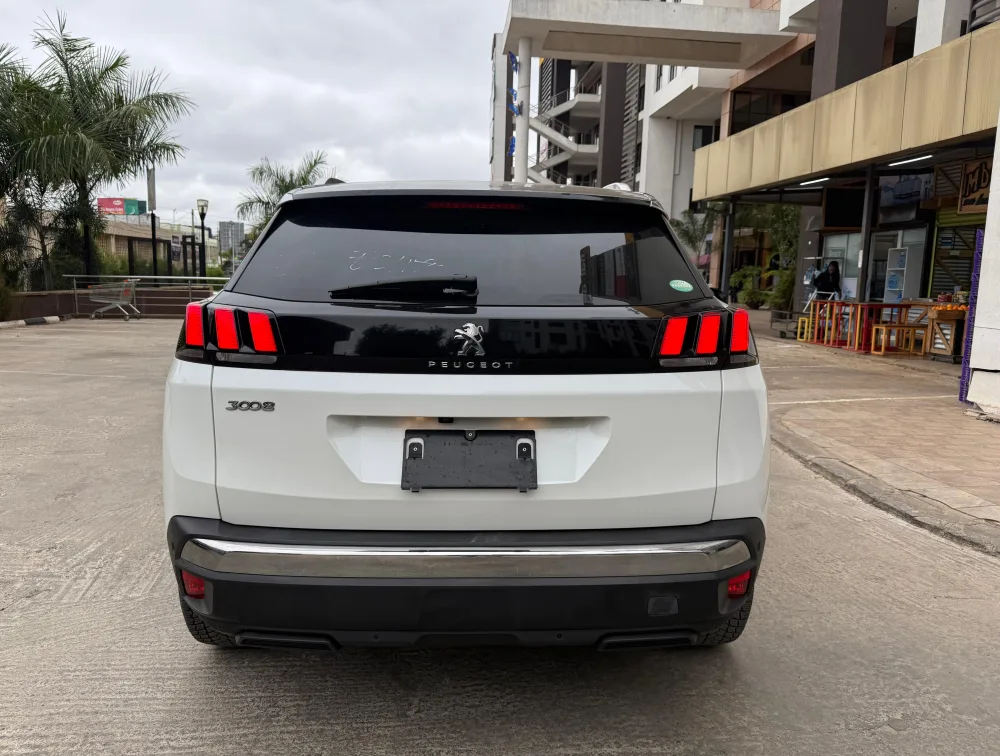 PEUGEOT 3008 CROSSCITY - PRG Motors Ltd