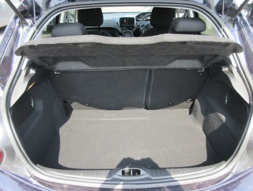 PEUGEOT 208 ALLURE FUN EDITION - PRG Motors Ltd