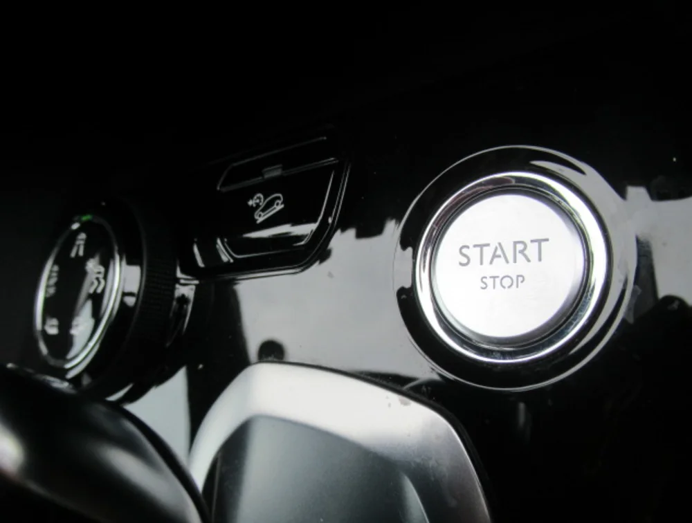 PEUGEOT 3008 GT SUNROOF DIESEL - PRG Motors Ltd