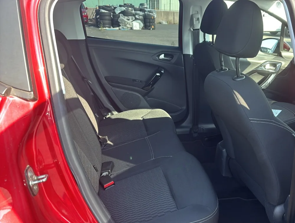 PEUGEOT 208 ALLURE - PRG Motors Ltd