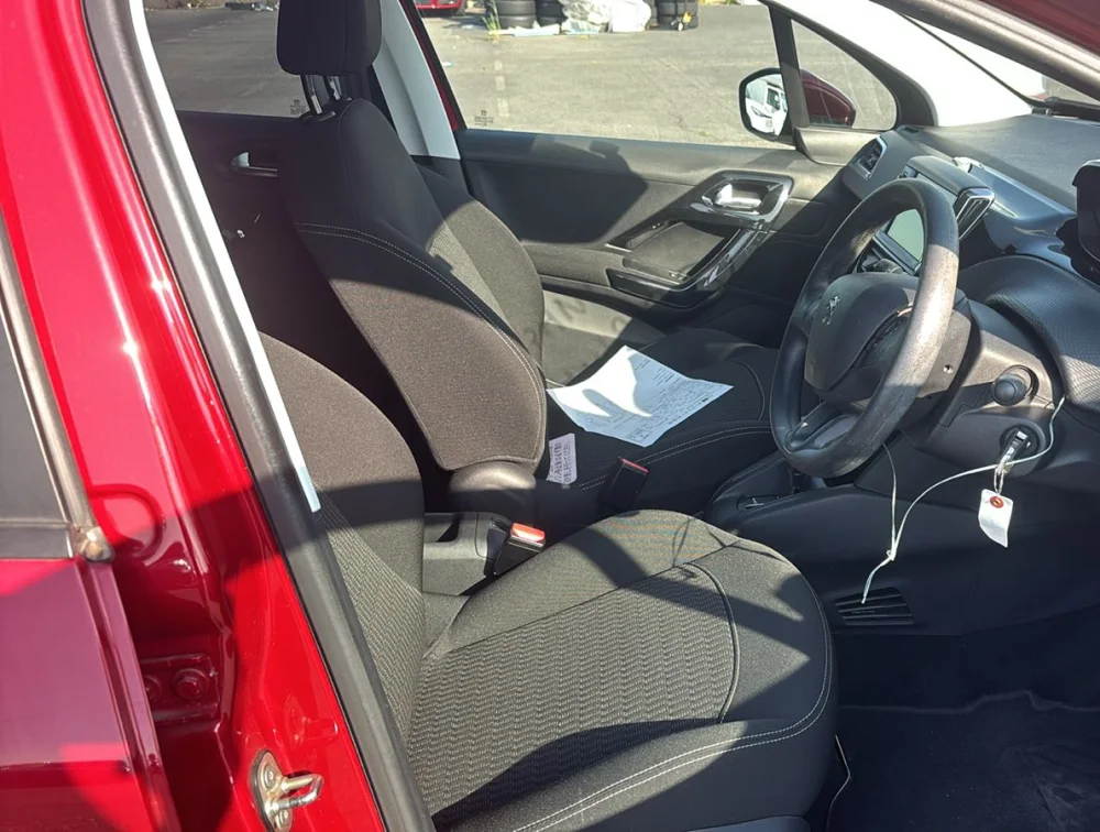 PEUGEOT 208 ALLURE - PRG Motors Ltd