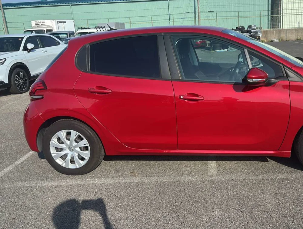 PEUGEOT 208 ALLURE - PRG Motors Ltd