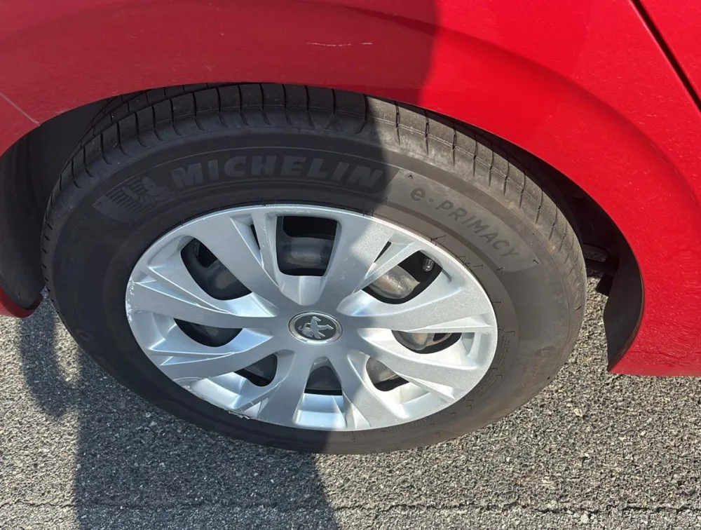 PEUGEOT 208 ALLURE - PRG Motors Ltd