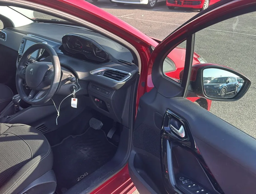 PEUGEOT 208 ALLURE - PRG Motors Ltd