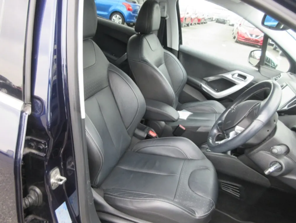 PEUGEOT 208 TECH EDITION FULL LEATHER SEATS - PRG Motors Ltd