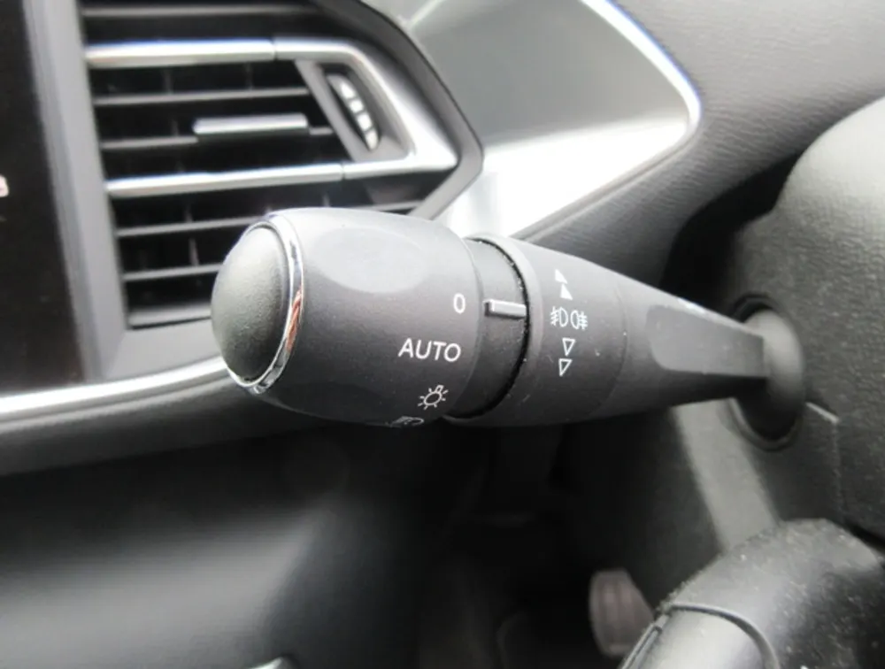PEUGEOT 308 ALLURE - PRG Motors Ltd