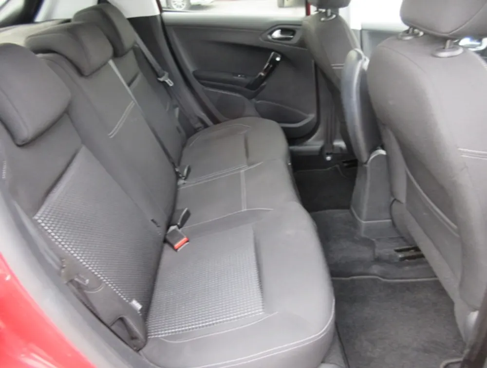 PEUGEOT 208 ALLURE - PRG Motors Ltd
