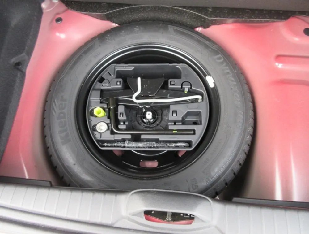 PEUGEOT 208 ALLURE - PRG Motors Ltd