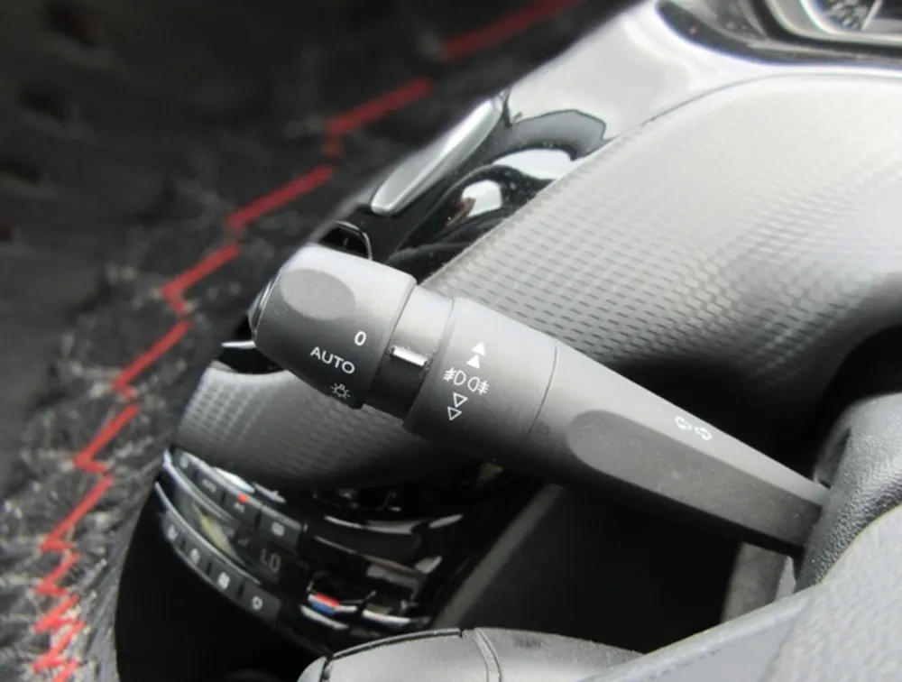 PEUGEOT 208 GTLINE BLACK PACK - PRG Motors Ltd
