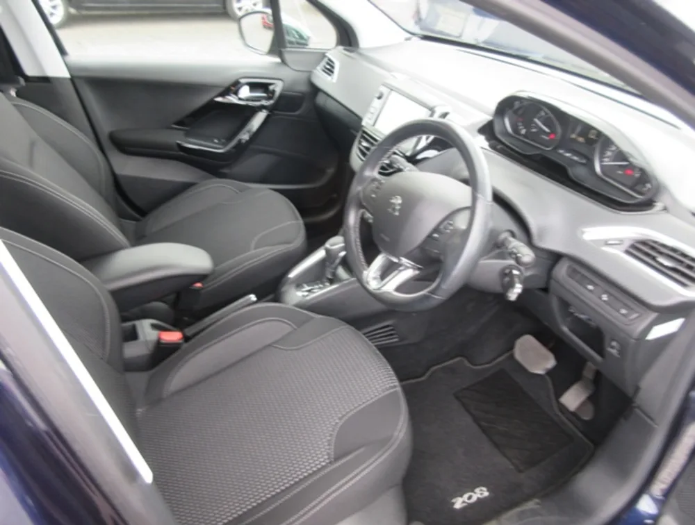 PEUGEOT 208 TECH EDITION - PRG Motors Ltd