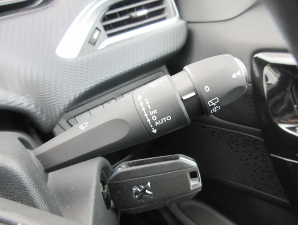 PEUGEOT 208 TECH EDITION - PRG Motors Ltd