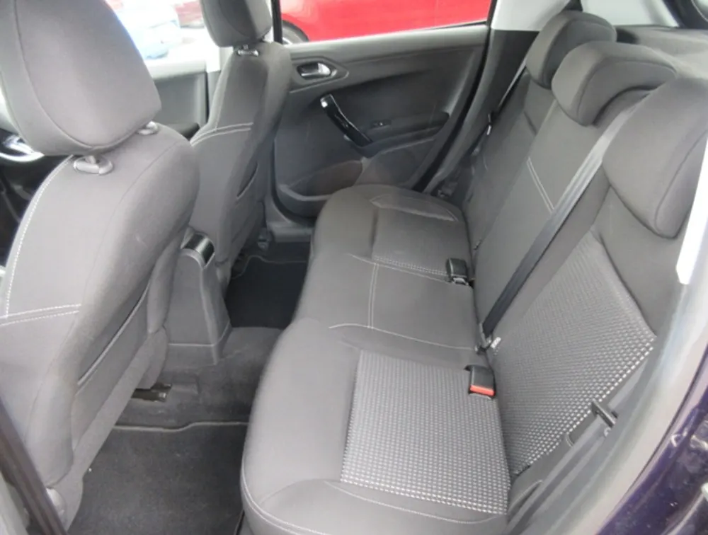 PEUGEOT 208 TECH EDITION - PRG Motors Ltd