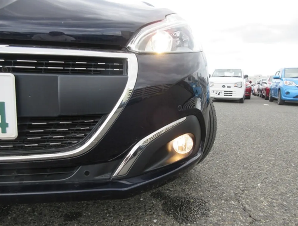 PEUGEOT 208 TECH EDITION - PRG Motors Ltd