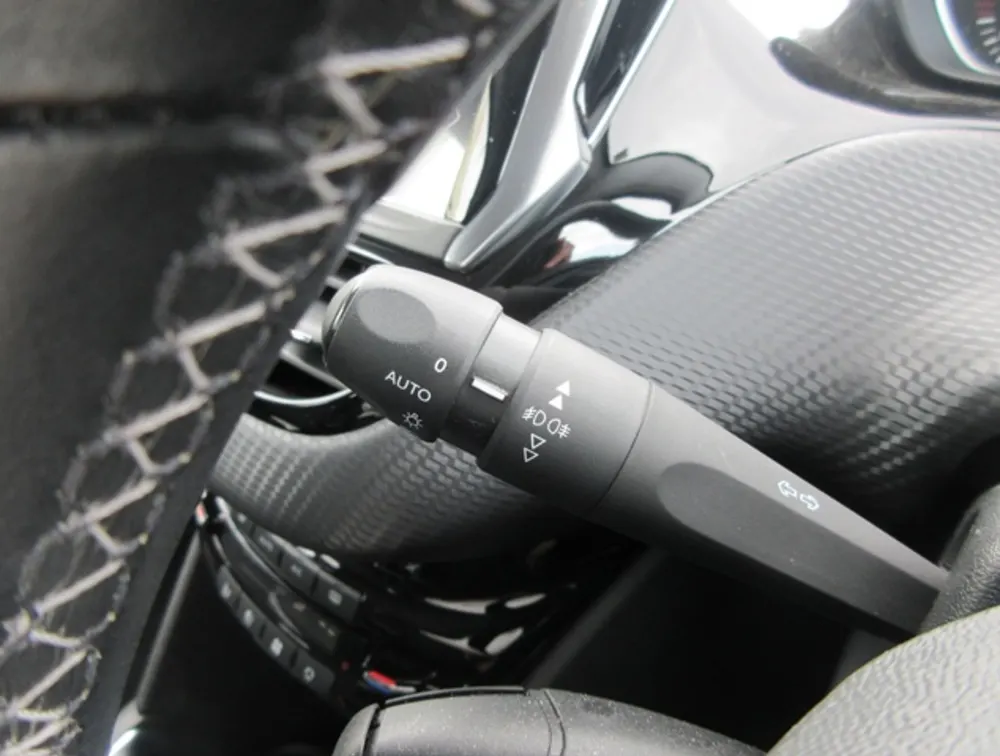 PEUGEOT 208 TECH EDITION - PRG Motors Ltd