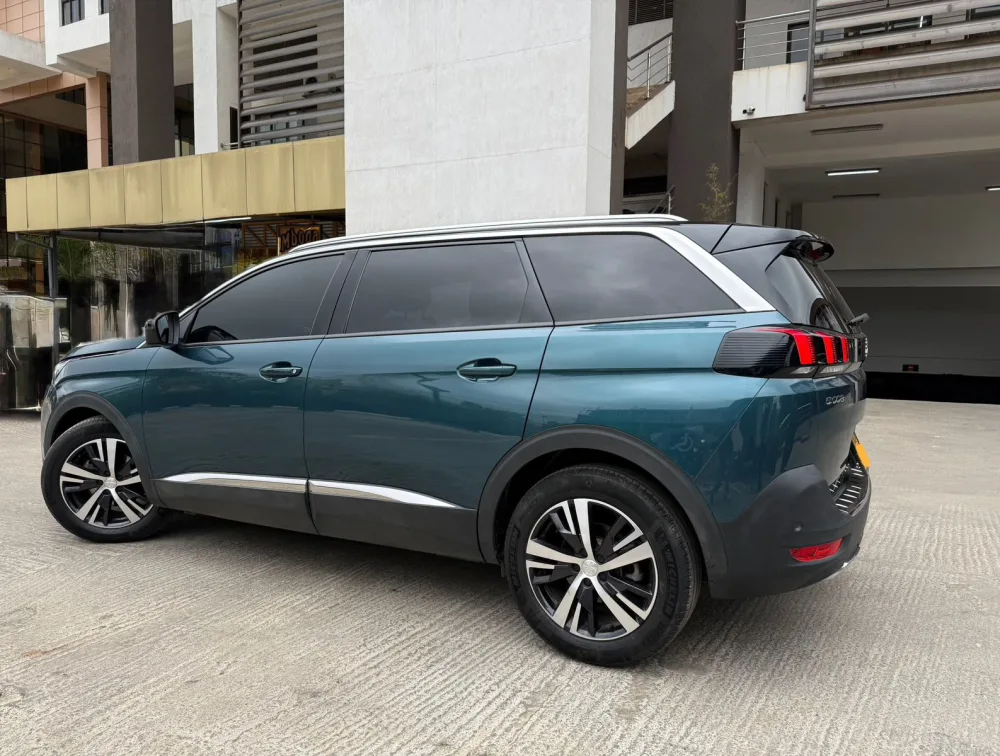 PEUGEOT 5008 - PRG Motors Ltd
