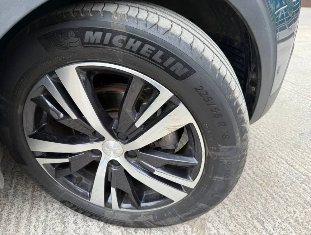 PEUGEOT 5008 - PRG Motors Ltd