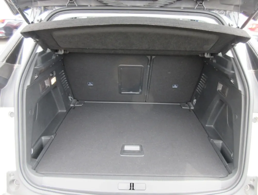 PEUGEOT 3008 ALLURE SUNROOF - PRG Motors Ltd