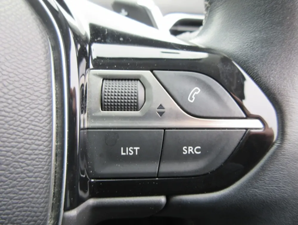 PEUGEOT 3008 ALLURE SUNROOF - PRG Motors Ltd