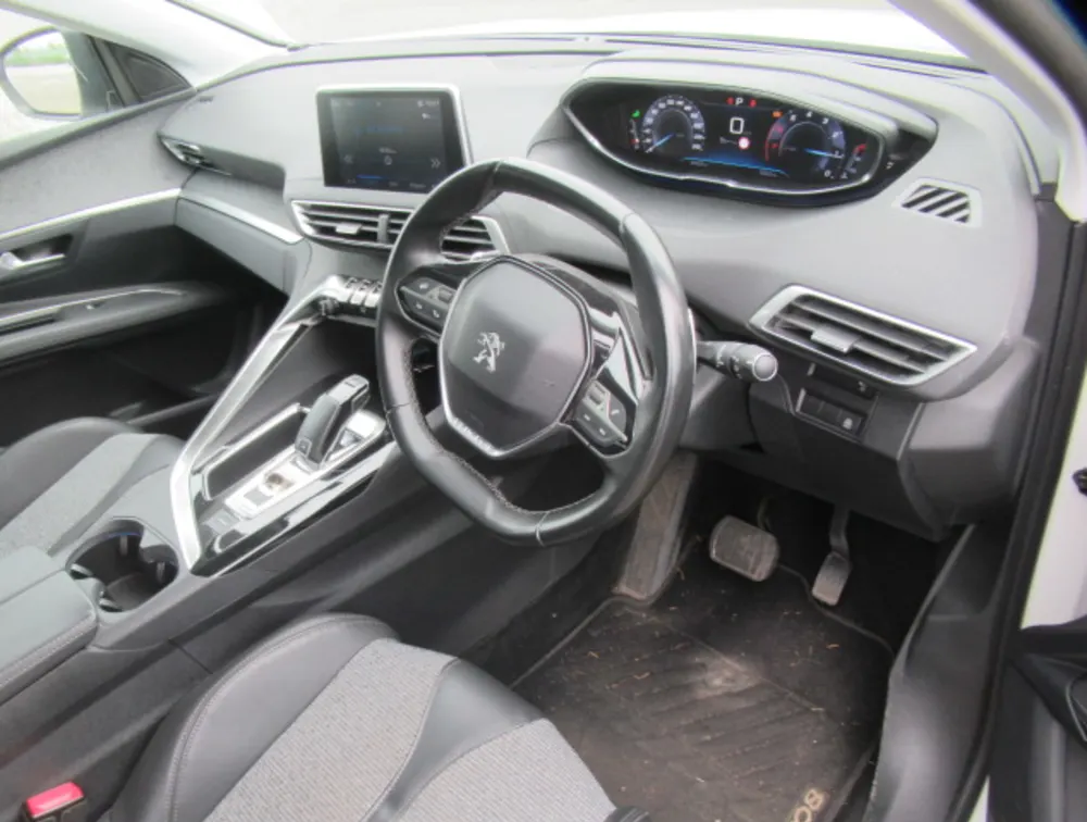 PEUGEOT 3008 ALLURE SUNROOF - PRG Motors Ltd