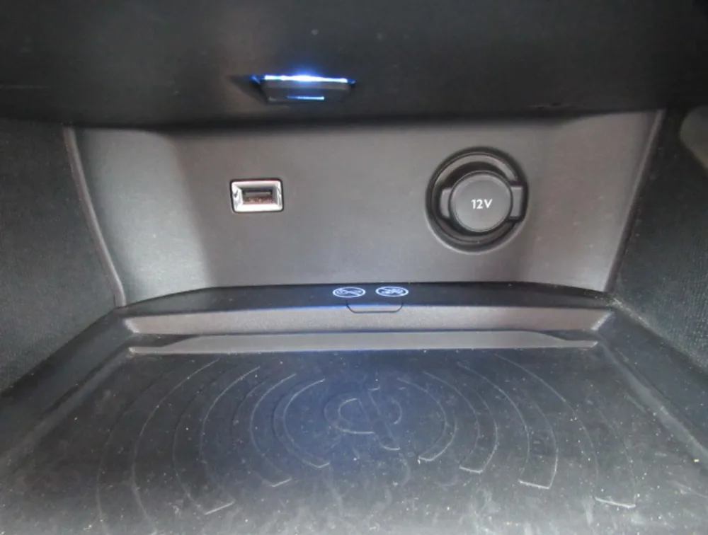 PEUGEOT 3008 ALLURE SUNROOF - PRG Motors Ltd