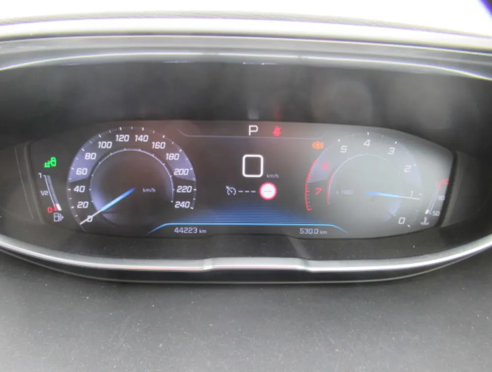 PEUGEOT 3008 ALLURE SUNROOF - PRG Motors Ltd