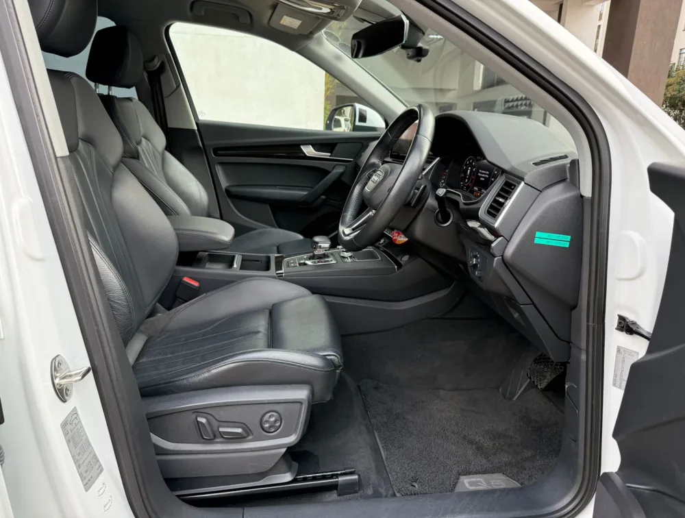 AUDI Q5 - PRG Motors Ltd