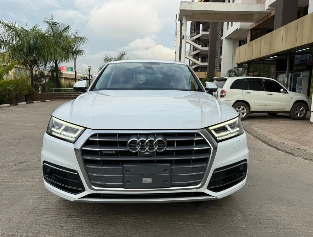 AUDI Q5 - PRG Motors Ltd