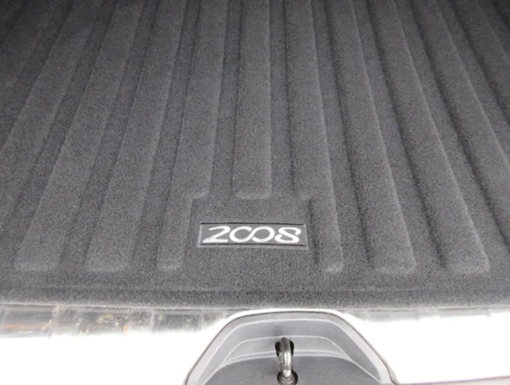 PEUGEOT 2008 GTLINE MOONROOF - PRG Motors Ltd