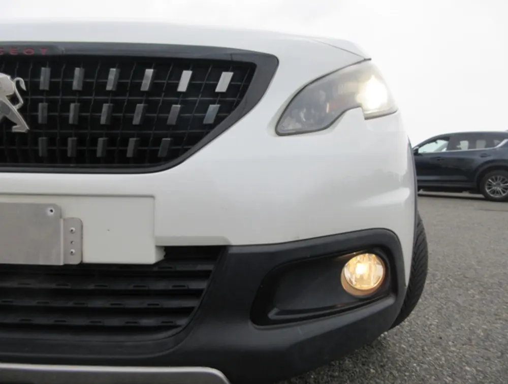 PEUGEOT 2008 GTLINE MOONROOF - PRG Motors Ltd